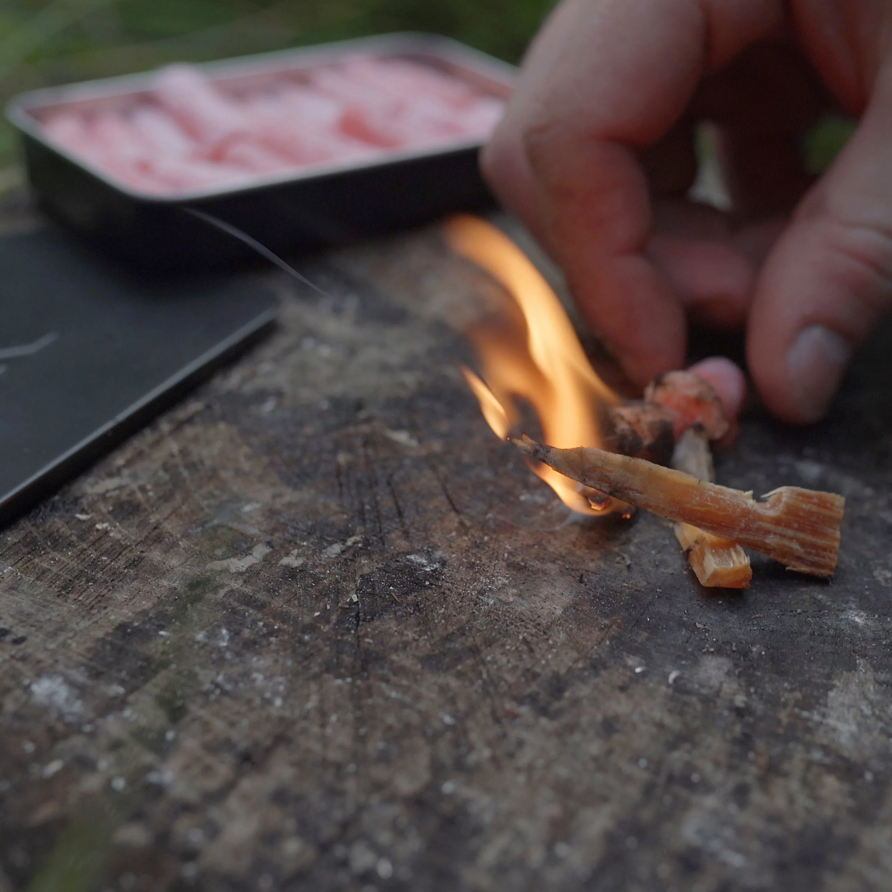 Fire Plugs Tinder Tin